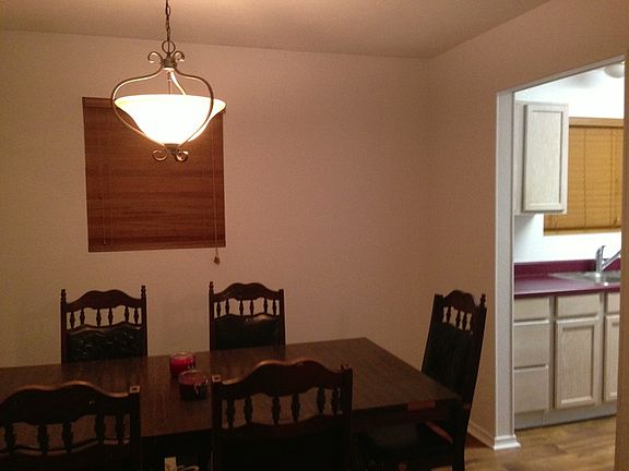 2nd image of 2122 Richmond Dr