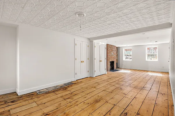 Rented by Compass | media 14