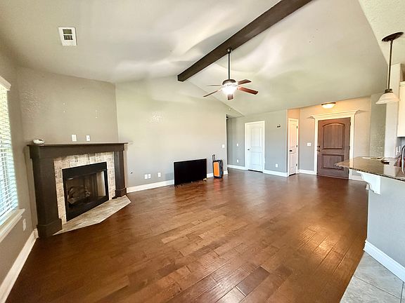 4th image of 1140 Willow Oak St