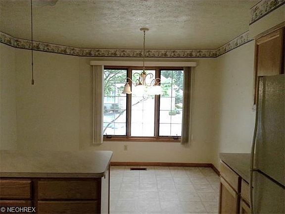 4th image of 278 English Lakes Blvd