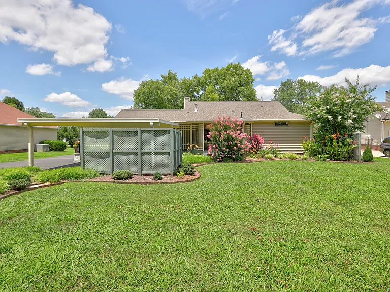 3215 Arthur Dr — Photo 26