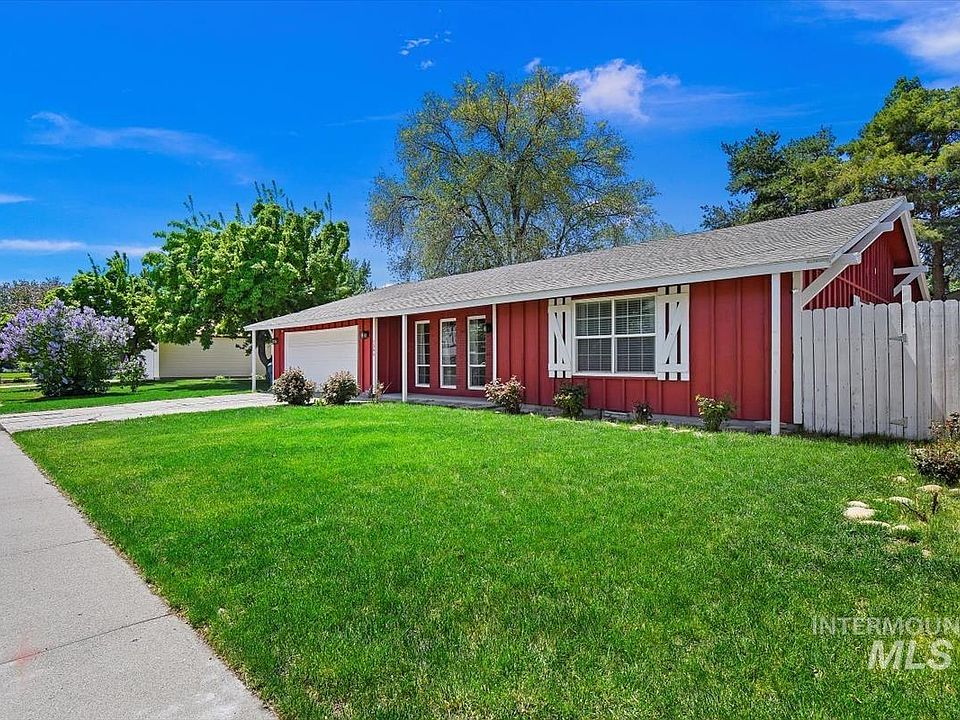 1345 Owyhee Dr, Mountain Home, ID 83647 Zillow