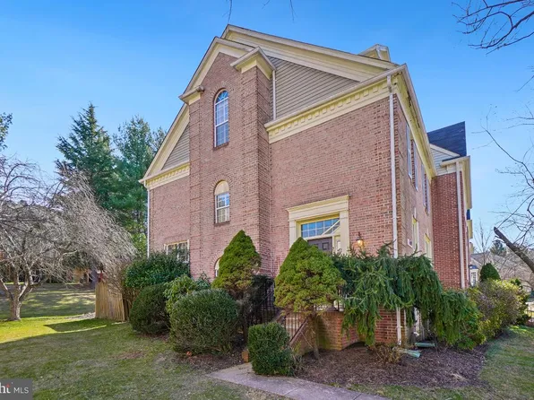 609 Lavenham Ct, Lutherville Timonium, MD 21093