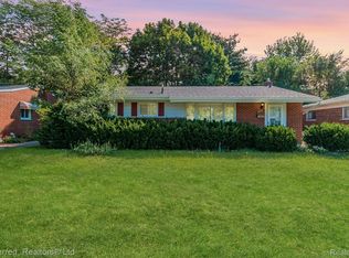 1377 Borgstrom Ave, Ypsilanti, MI