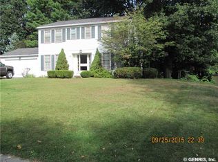 68 Country Corner Ln, Fairport, NY 14450