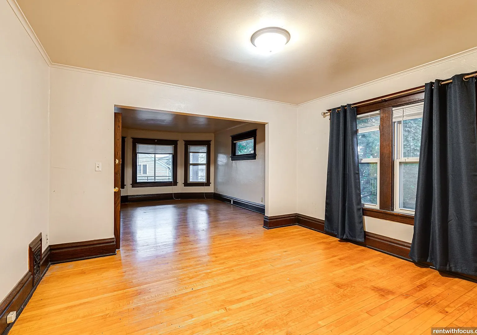 111 W. Parkway Avenue — Photo 4