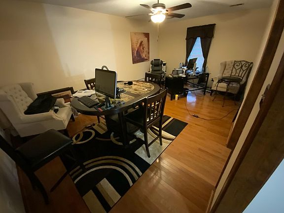 3rd image of 8373 Mary Mundie Ln