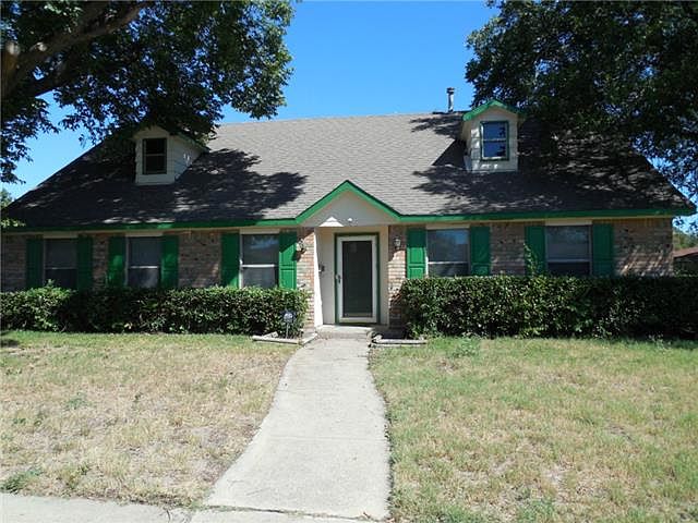 1st image of 3809 Bobbie Ln