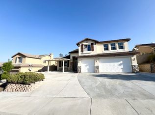 27910 Blackhawk Rd, Sun City, CA 92585
