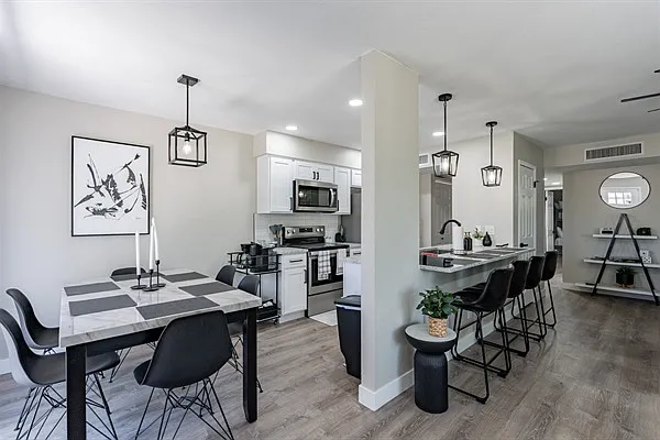 5619 S Admiralty Ct #E — Photo 22