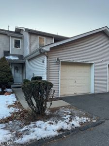 703 Skyline Dr, Haledon, NJ, 07508