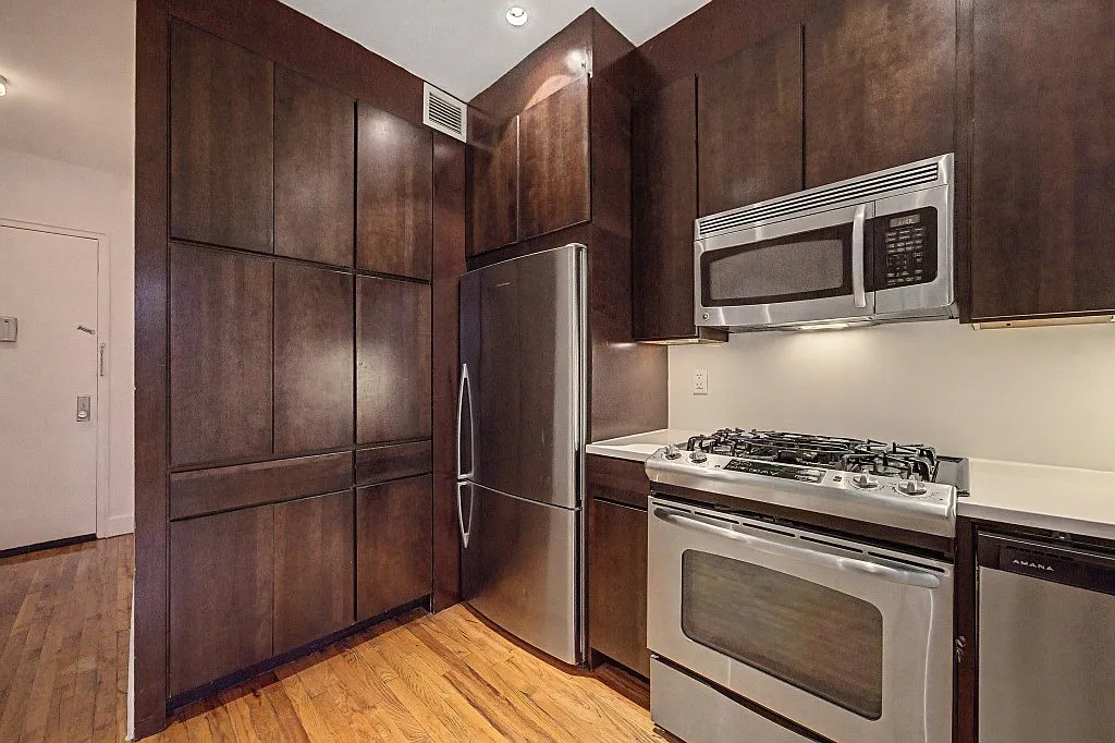 156 Prince Street — Photo 3