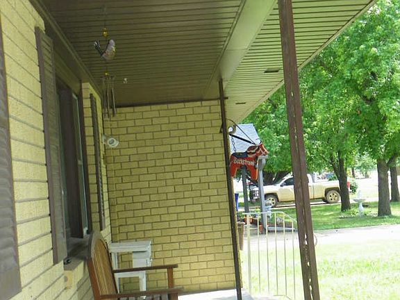 2nd image of 721 S Shawnee Ave