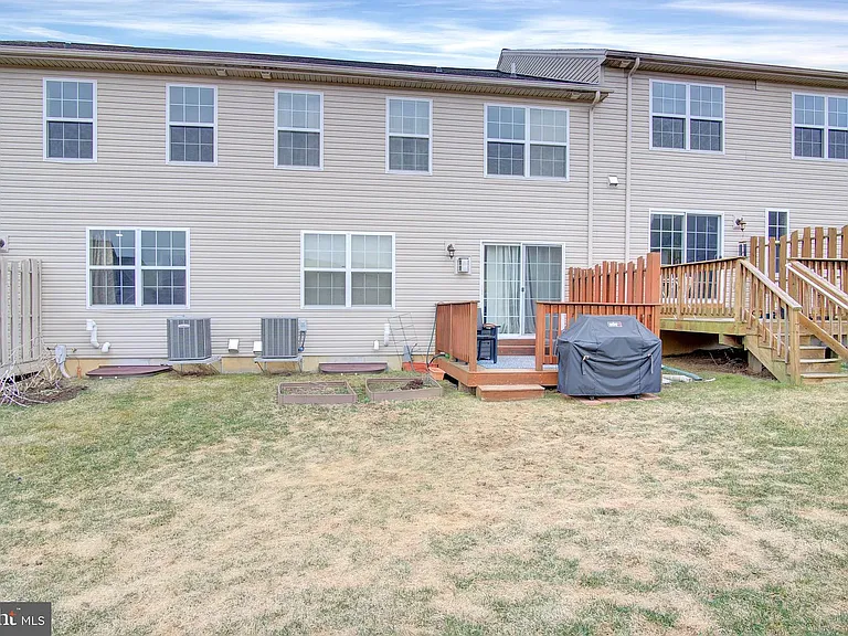 432 Brigantine Ct — Photo 14