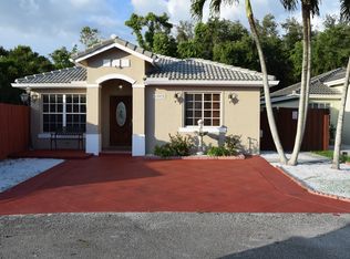 13975 SW 149th Pl, Miami, FL 33196