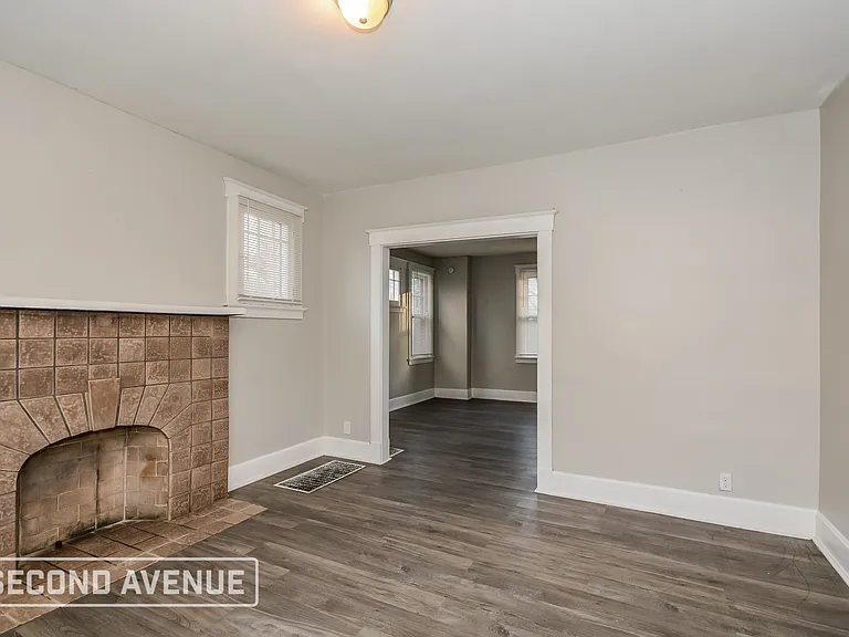 4315 W 8th St — Photo 5