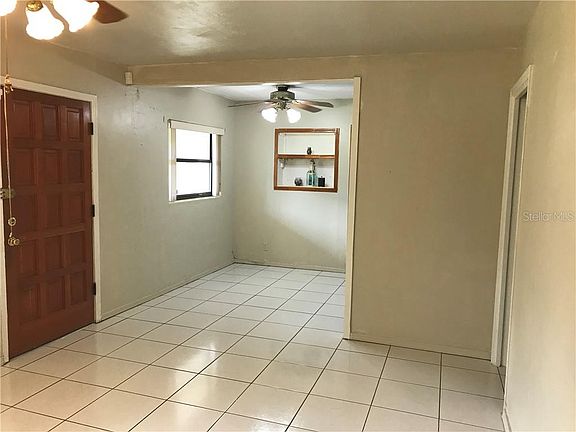 2nd image of 905 Alecon Dr