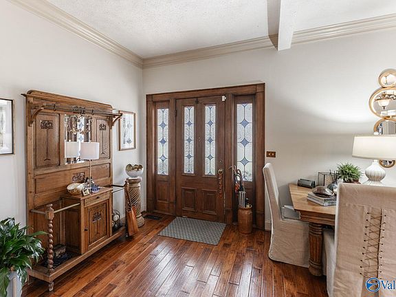 3rd image of 779 Old Gurley Rd NE