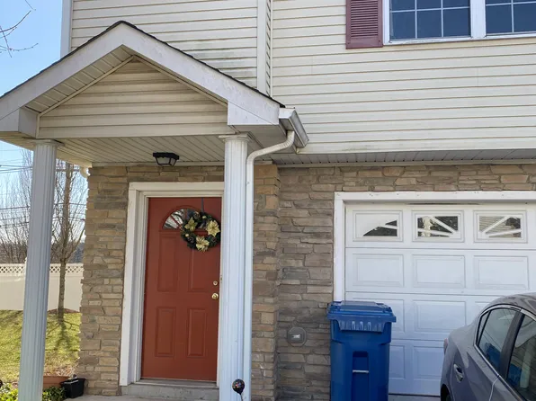 18 Alerica Ln, Somerset, NJ 08873