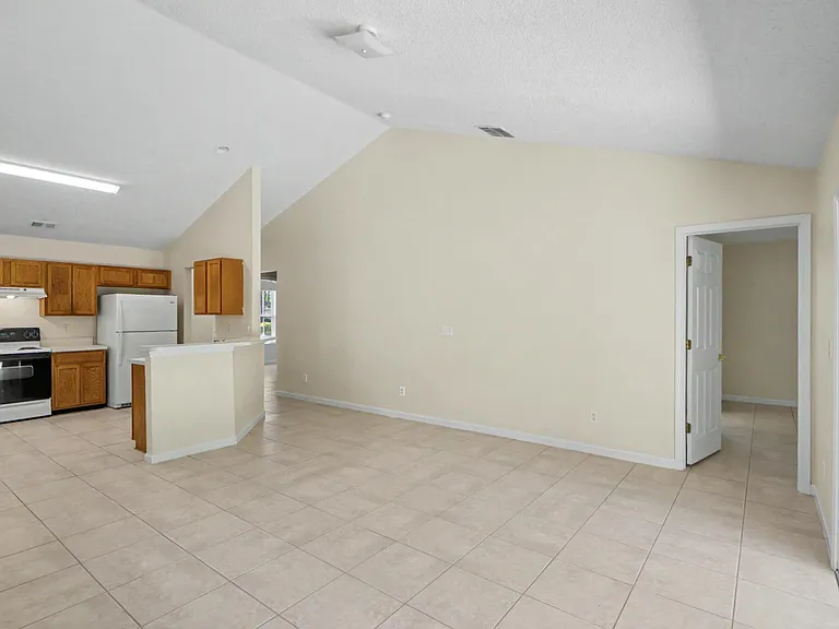 90 Buttonworth Dr #A — Photo 19