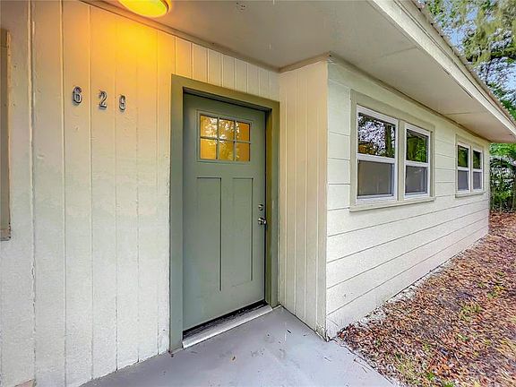 4th image of 629 NE 26th Ave