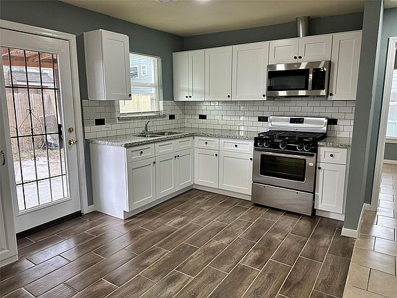 5th image of 6911 Bauman Rd