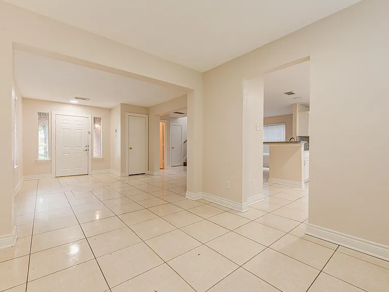 7322 Parkland Manor Dr — Photo 6
