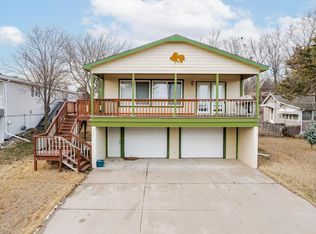 3 Jerome St, Marion, KS 66861
