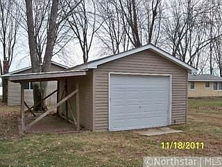 3rd image of 52205 Belle Isle Dr