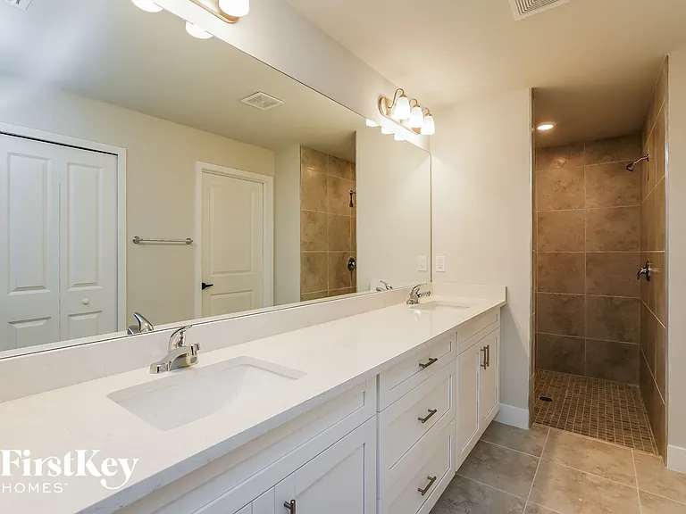 3712 Kittyhawk Dr — Photo 8