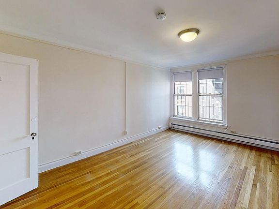 5th image of 1288-1284 Beacon St #815