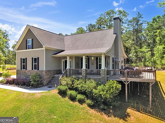 5th image of 202 River Point Way
