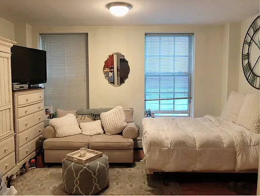 Rented by Furumoto Realty of New York City Inc | media 15