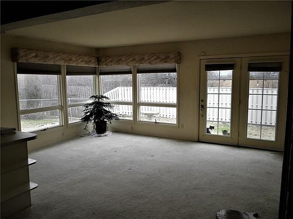3rd image of 3007 Cortez Dr