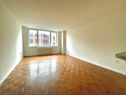 Rented by Addison Property Group | media 11