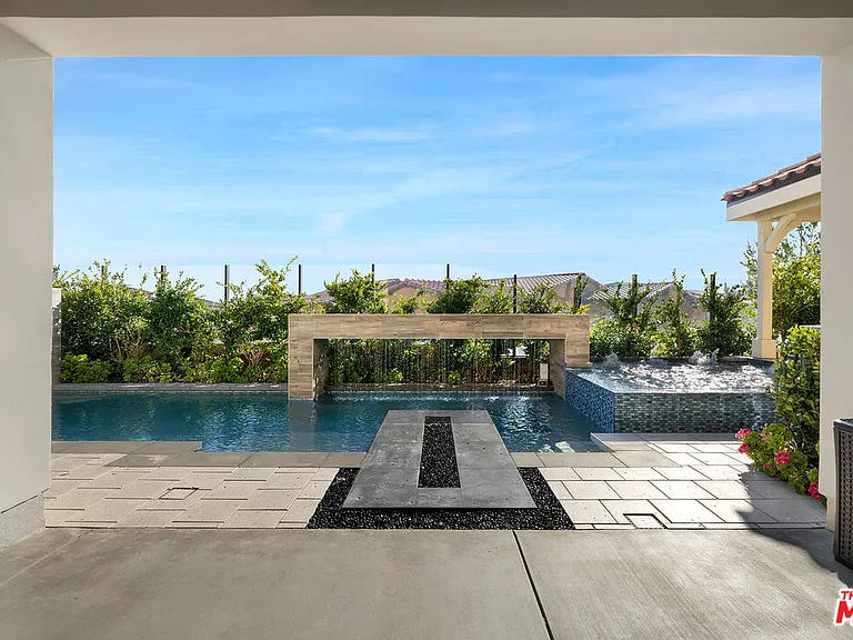 20234 Jubilee Way — Photo 3