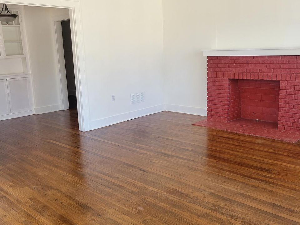 1st image of 112 N Emerson St #112