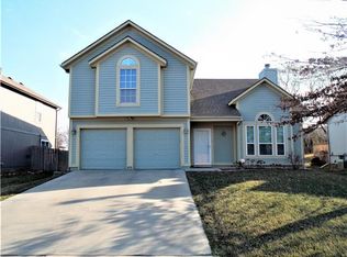 7407 W 157th Ter, Overland Park, KS 66223