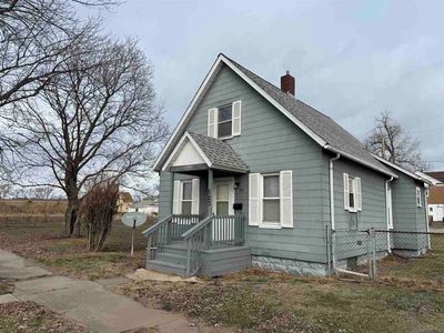 523 5th St, Rock Island, IL, 61201