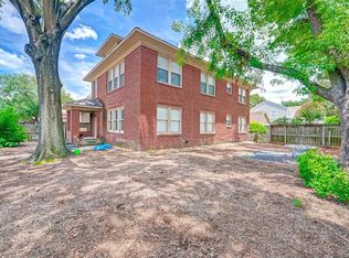 1002 Studewood St #B, Houston, TX 77009