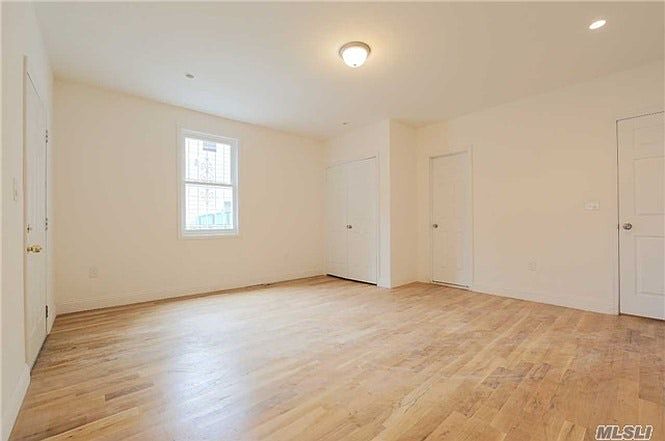 1st image of 10433 88th Ave #1