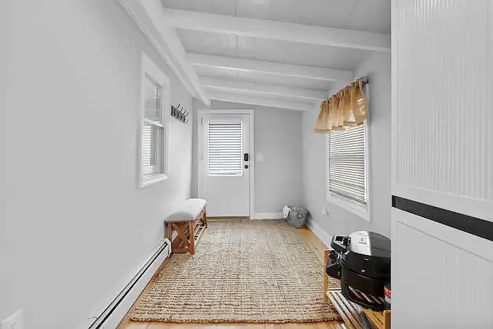 264 N End Blvd #2A — Photo 10