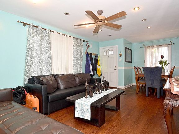 5th image of 9745 Richard Ave