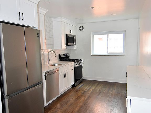 New Kitchen w/ all new Stainless Appliances