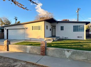 755 W Holguin St, Lancaster, CA 93534
