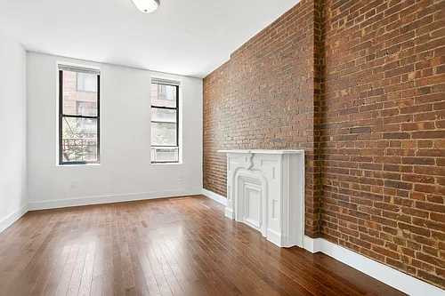 117 W 15th St #2B Photo 1