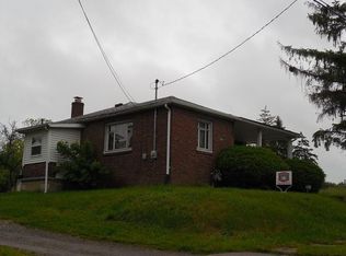 823 Franklin Ave, New Castle, PA 16101