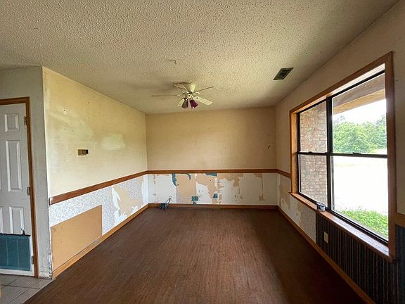 4th image of 4577 Madison St #8270