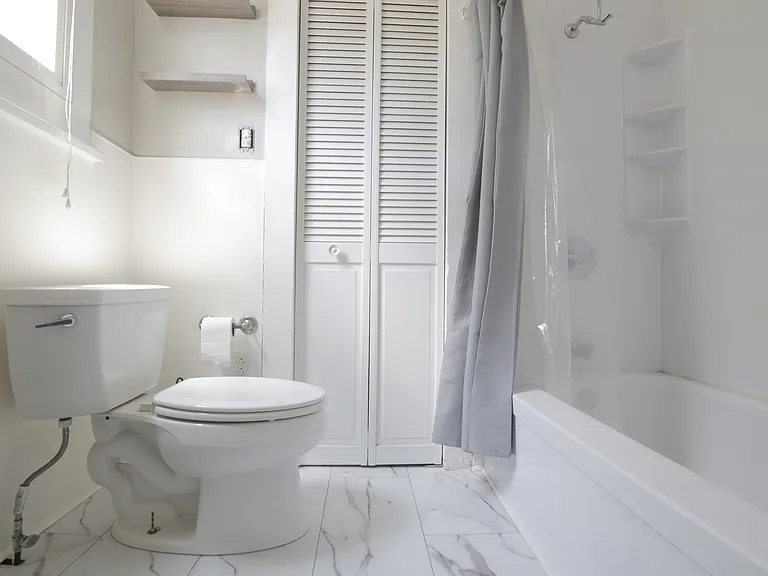 92 Peter St #2 — Photo 10