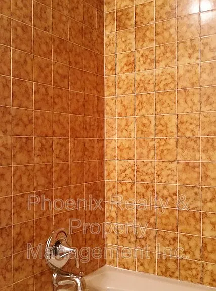 2332 McKinley Ave — Photo 15